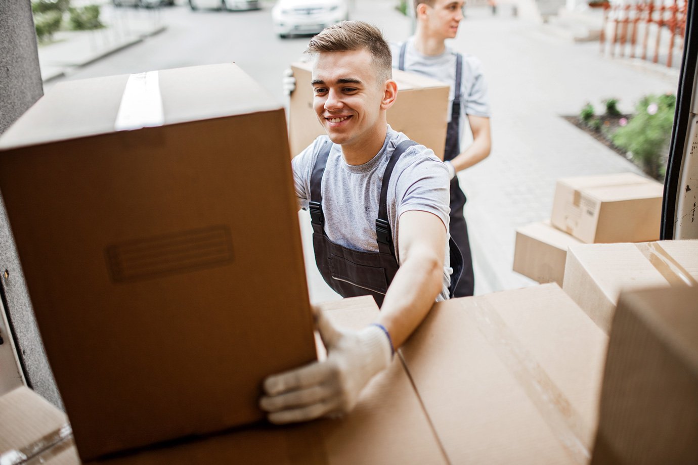 Manual-Handling-Featured